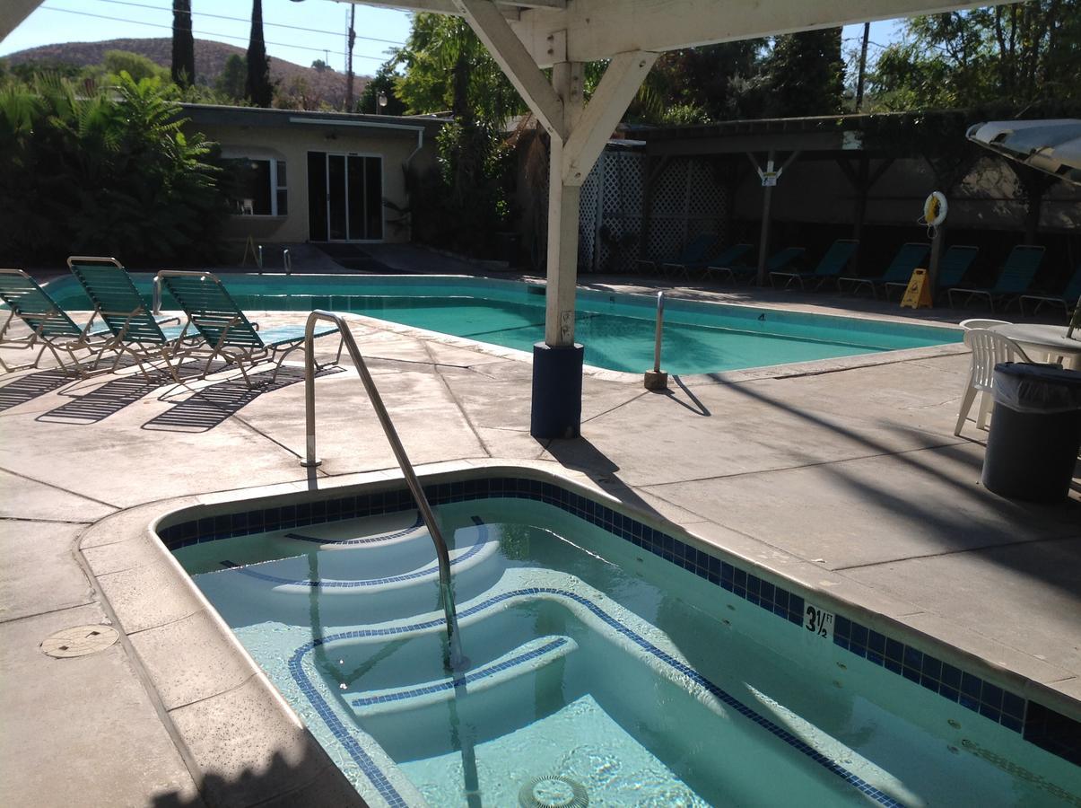 Elsinore Hotsprings Motel Lake Elsinore Exterior foto